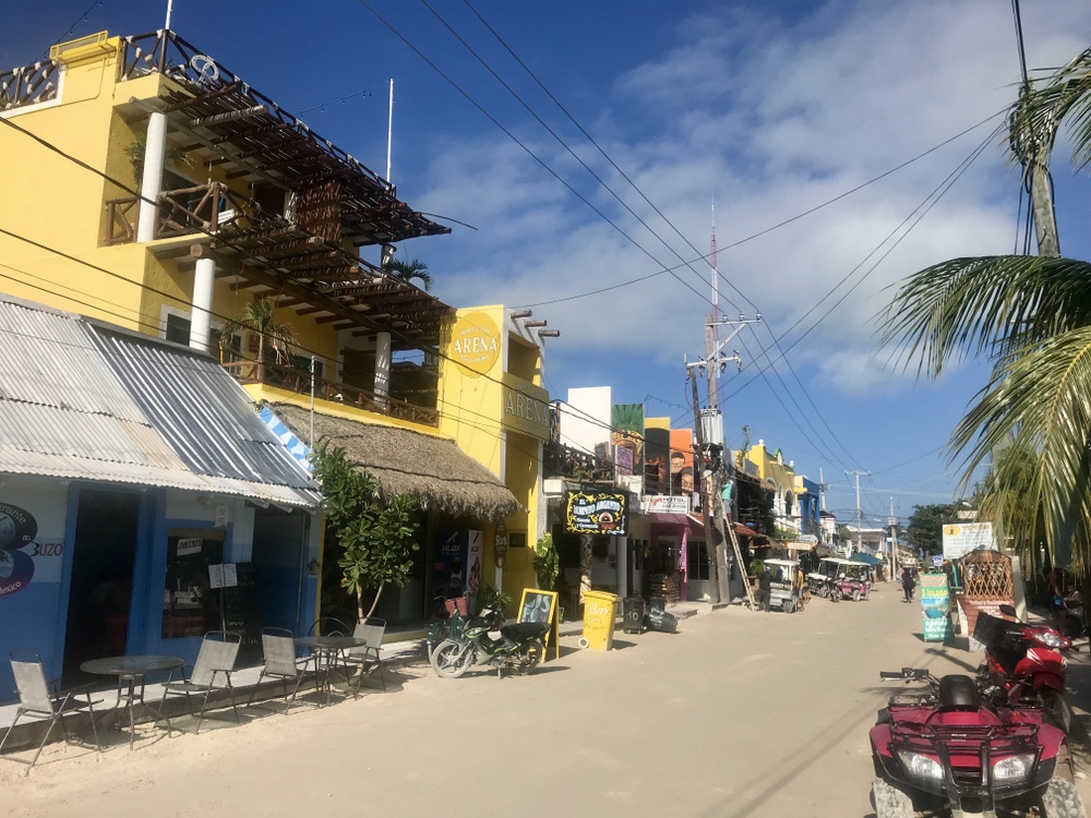 Visiting the Magical Isla Holbox with Kids - 5 Lost Together